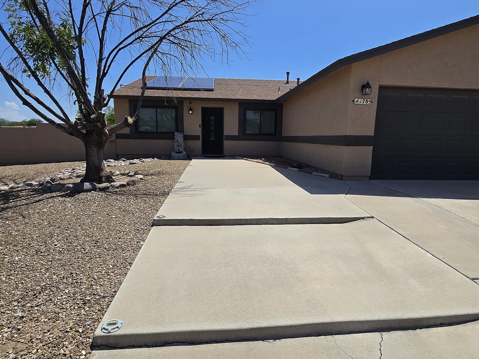 4 bed, 1684 sqft, $2,100 — Photo 4