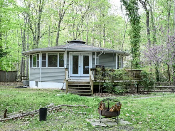12433 Cree Ln, Lusby, MD 20657