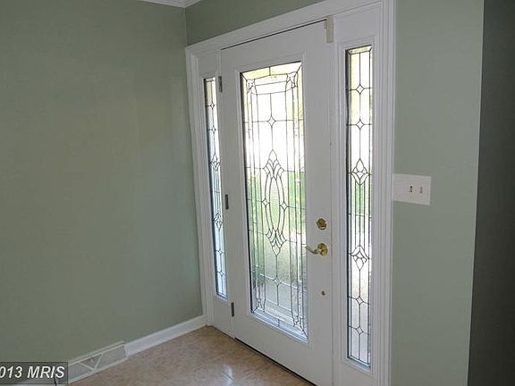 3rd image of 5 Bel Plains Dr