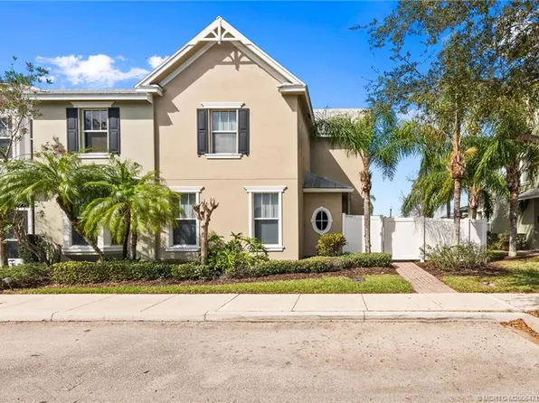 10627 SW Cam Run, Port Saint Lucie, FL 34987