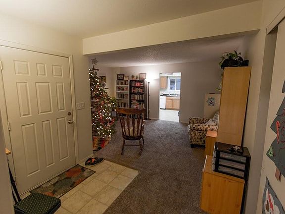 Entry & living room