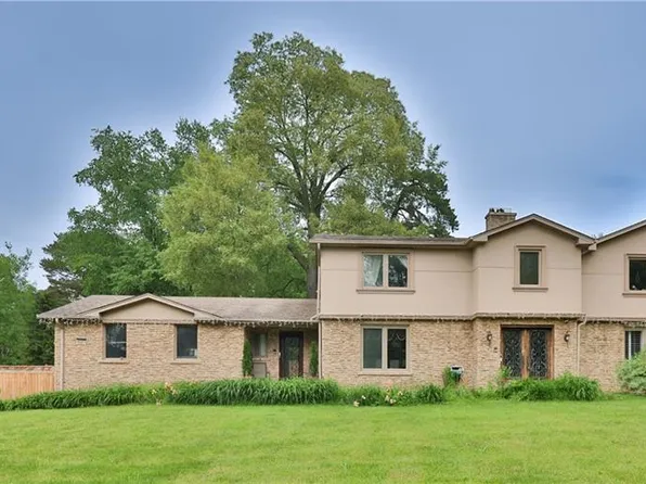 386 Pinetree Way, Mississauga, ON L5G 0A2