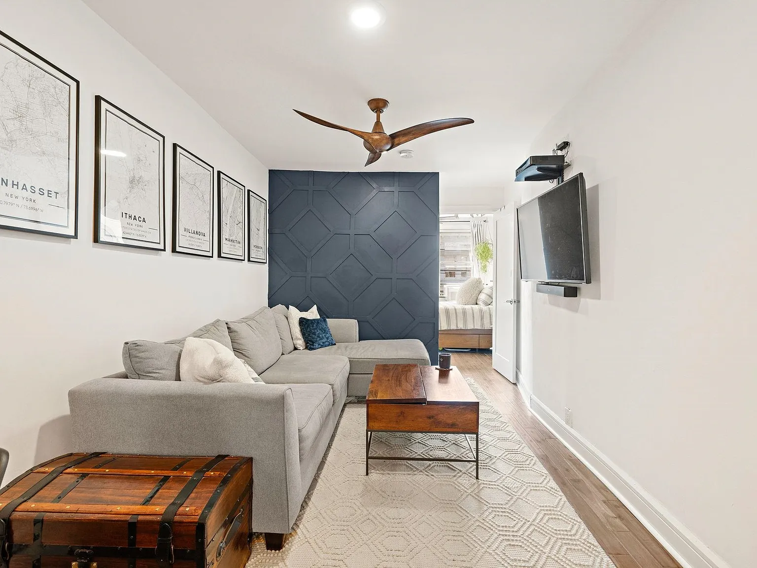 1 bed, 1.0 bath, 543 sqft, $3,250 — Photo 2