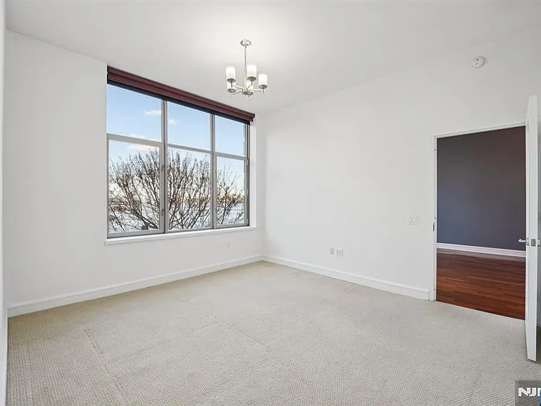 8100 River Rd #209 — Photo 13