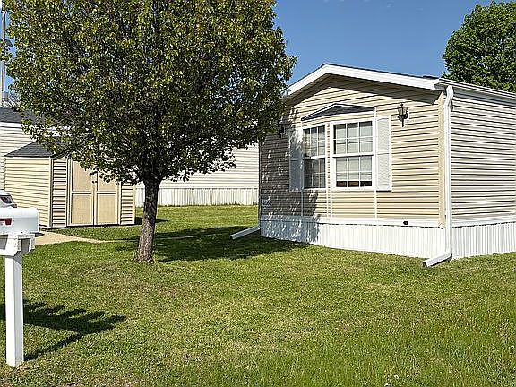 3rd image of 4060 Steamboat Ln