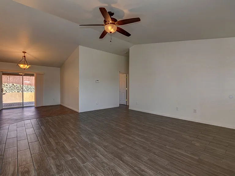 8660 E Manley Dr — Photo 5