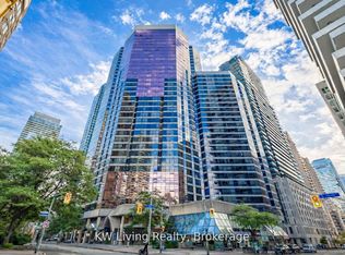 1001 Bay St #1109, Toronto, ON M5S 3A6