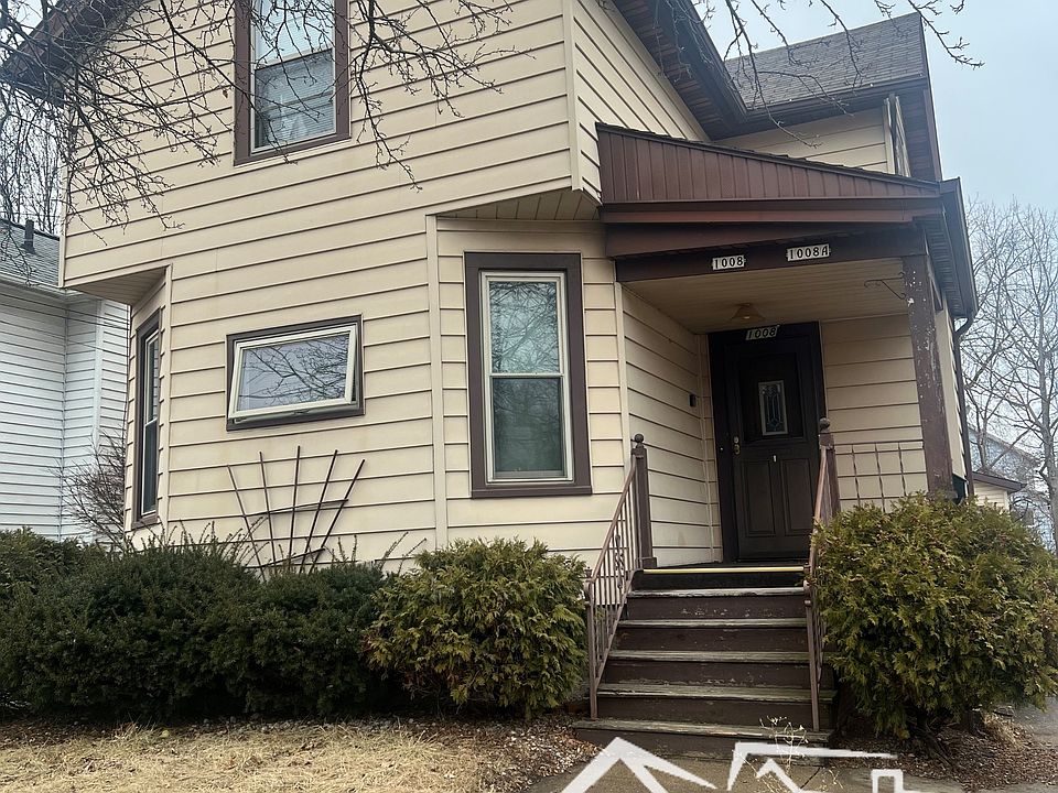 1st image of 1008 Waugoo Ave #A