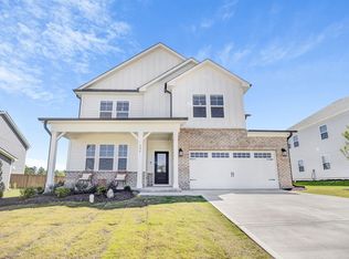 604 Salmonberry Dr, Holly Springs, NC 27540