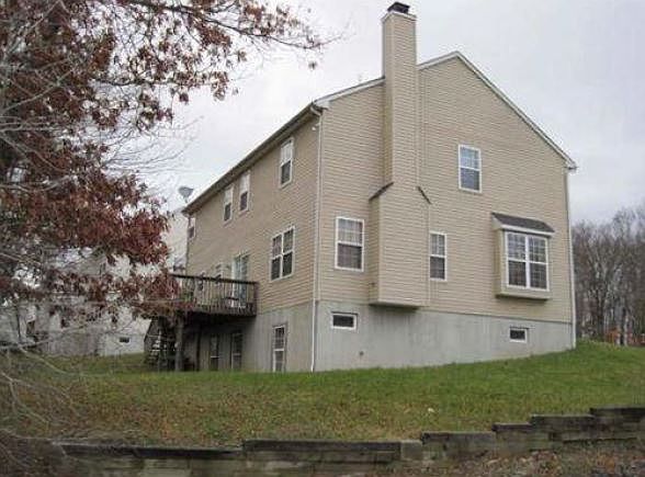 2nd image of 142 Southshore Mdws