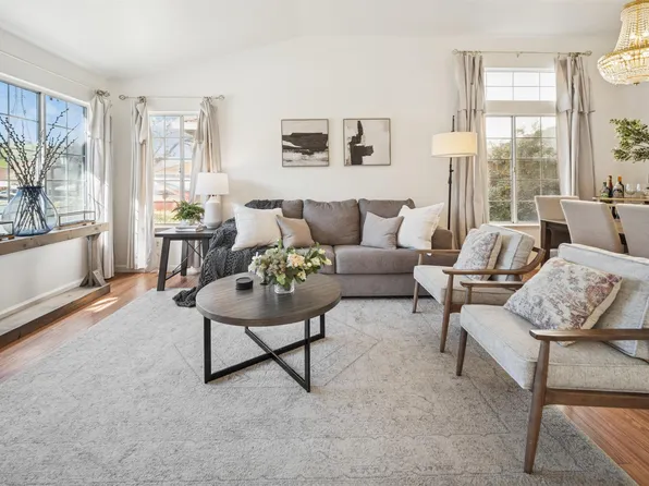 17 Burlwood Ct, Pittsburg, CA 94565