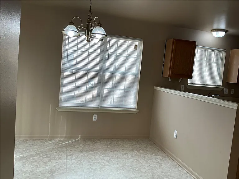 48161 Nottinghill Ln — Photo 50