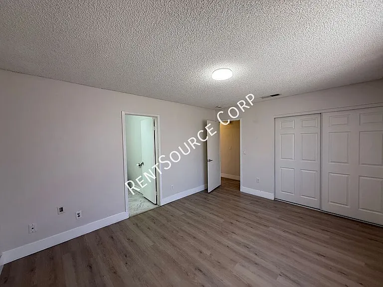 43837 David St — Photo 12