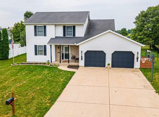 101 W Lake Ct, Atlanta, IL 61723