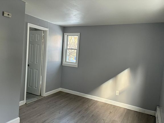 4th image of 275 Colorado Ave APT A