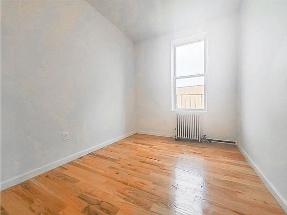 4th image of 1456 Jefferson Ave #2F