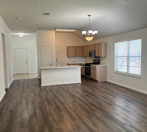 4th image of 7409 Marsland Ln