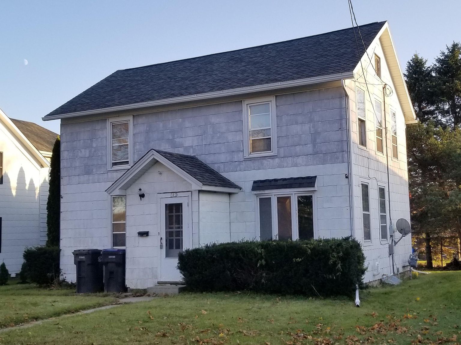 307 Center Ave, Adell, WI 53001 Zillow