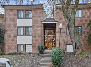 1522 Northgate Sq APT 2A, Reston, VA 20190