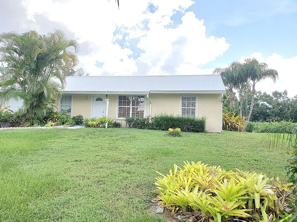Move in ready home on 5 acres