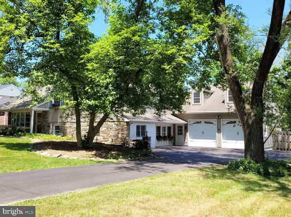 1457 Valley Forge Rd, Wayne, PA 19087