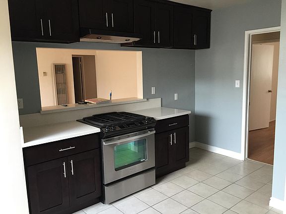 5th image of 18434 Mansel Ave