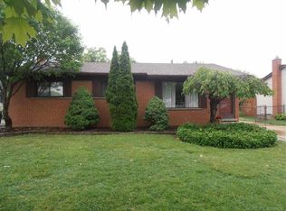 33526 Janet, Fraser, MI 48026