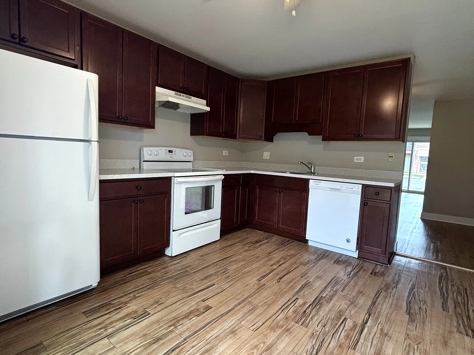 2 bed, $1,700 — Photo 2