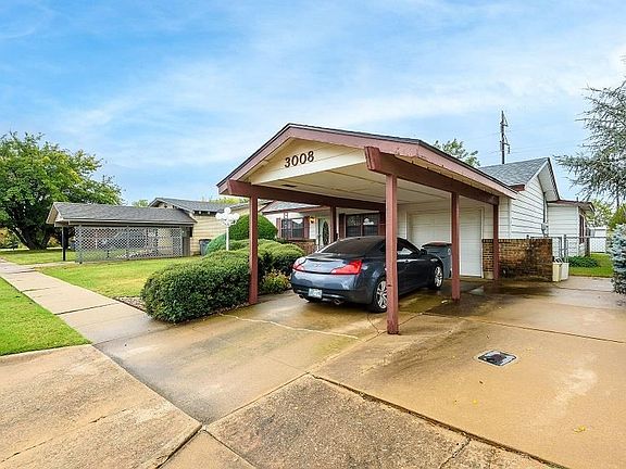 2nd image of 3008 NE Pioneer Blvd
