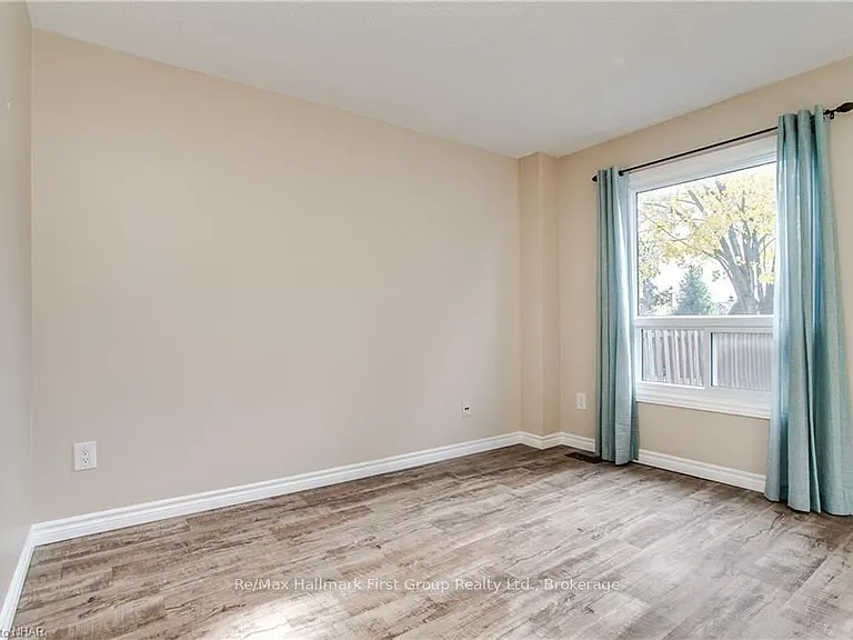 957 Fairbanks Rd — Photo 16