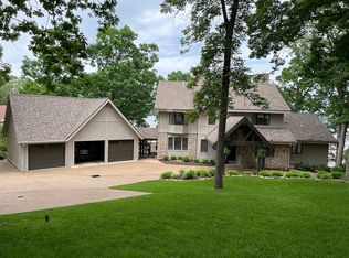 10 Trillium Ln, Four Seasons, MO 65049