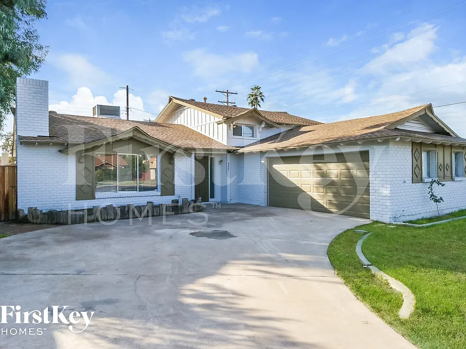 4647 W Keim Dr