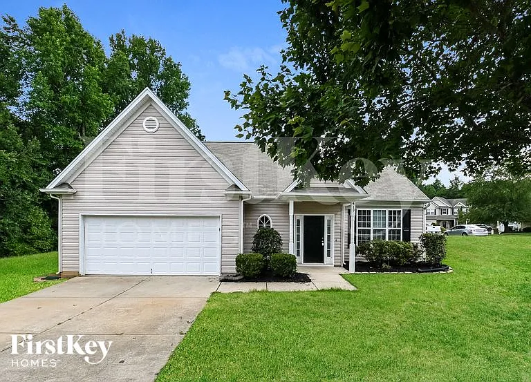 417 Blooming Meadows Rd — Photo 1