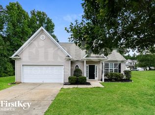 417 Blooming Meadows Rd, Holly Springs, NC 27540