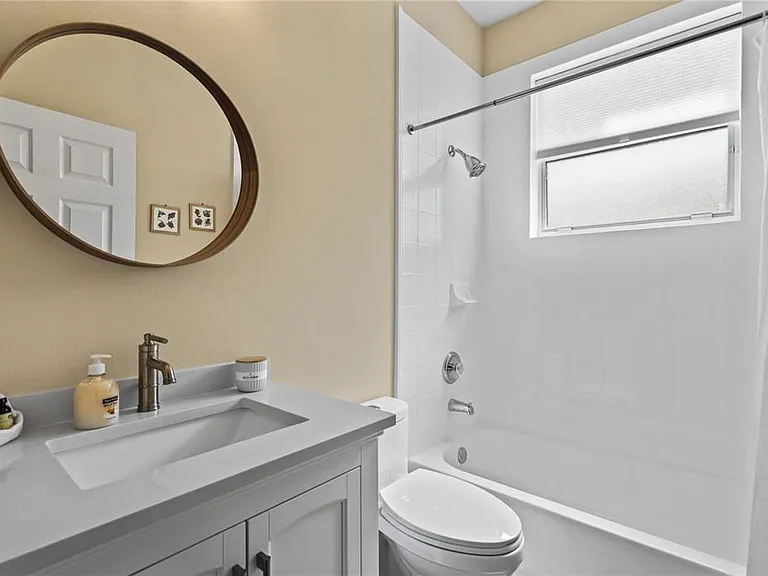 5101 SW 134th Ave — Photo 12