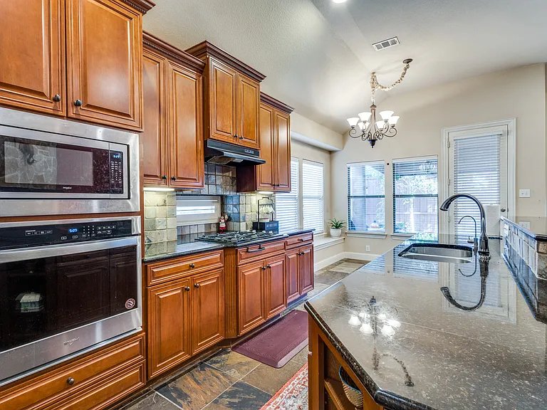 4654 Phillip Dr — Photo 14