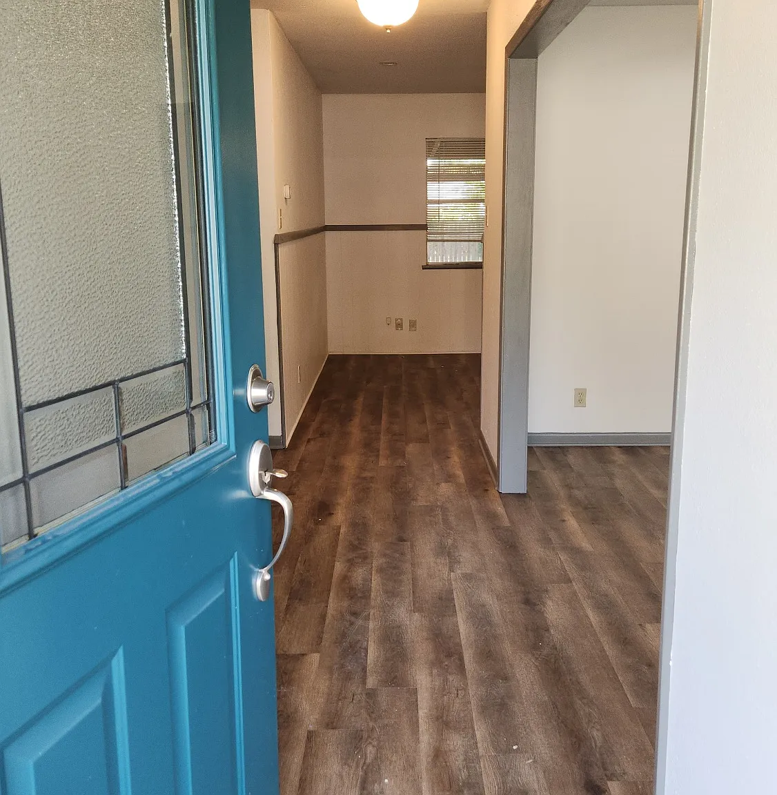 3 bed, 1413 sqft, $1,799 — Photo 1