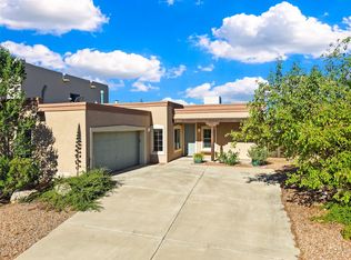 6821 Sunset Cir, Santa Fe, NM 87507