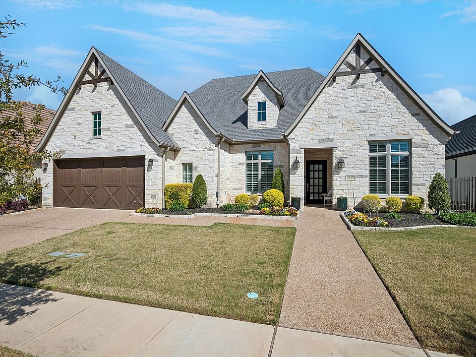 1st image of 2817 Riverbrook Way