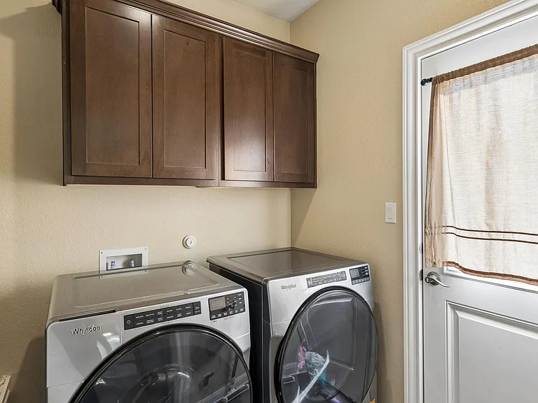 904 Central Blvd — Photo 22