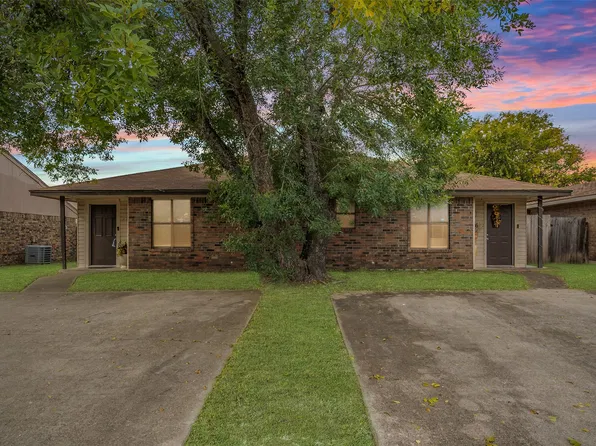 1126 S Clark Rd, Cedar Hill, TX 75104