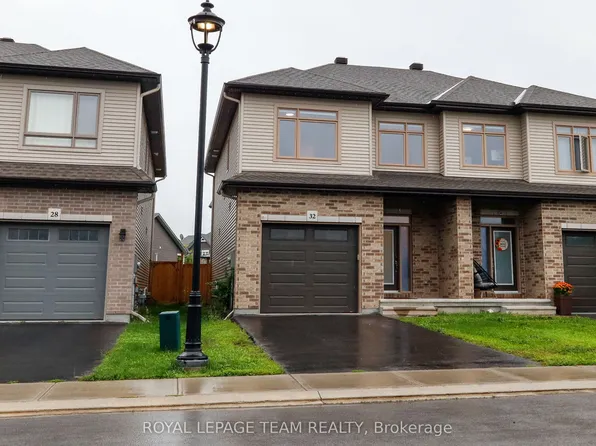 32 Berryman St, Carleton Place, ON K7C 0H6