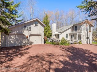 283 Long View Ln, Pocono Pines, PA 18350