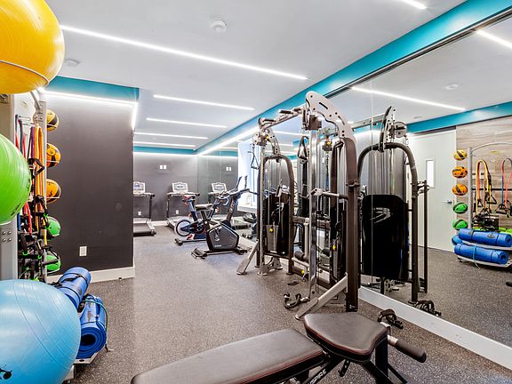 4th image of 135 Prospect Ave #4B