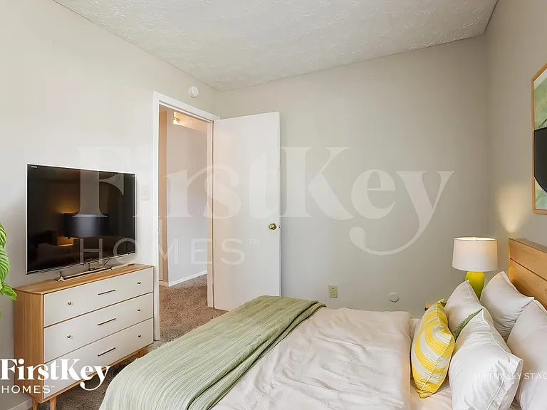 5607 Northport Dr — Photo 15