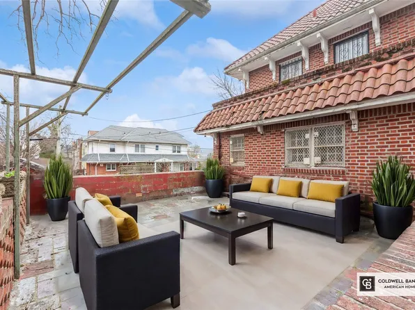 84-72 151st Street image 18 of 24