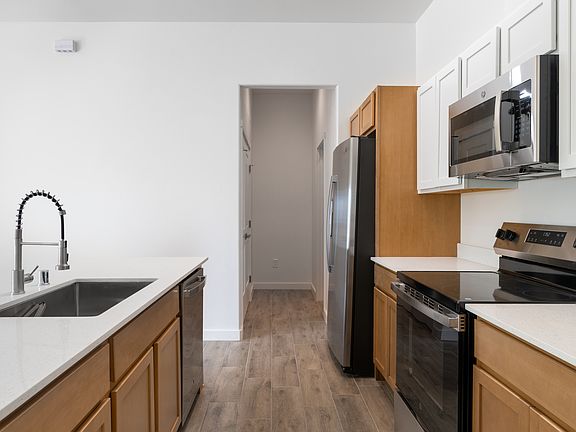KITCHEN AND LAUNDRY
