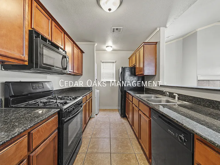 1308 S C Ct — Photo 28