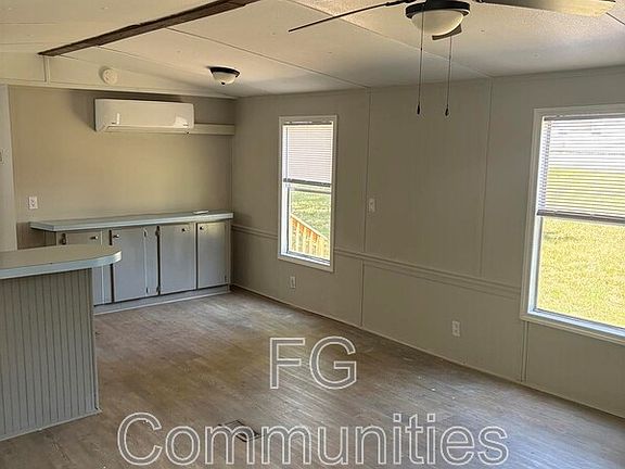 2nd image of 1754 Zion Rd #14