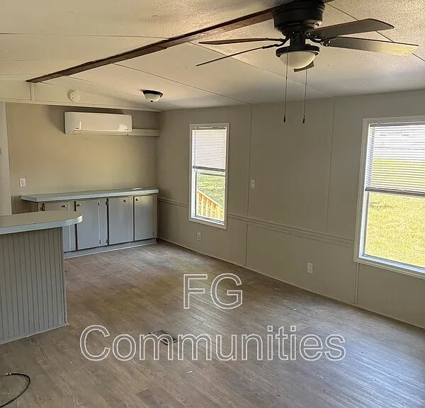 1754 Zion Rd #14 — Photo 2